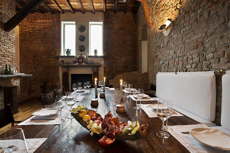 Grande attenzione anche all'accoglienza e alle degustazioni in cantina - Oltrepò, Montelio guarda indietro Rivisita il suo vecchio Champagne