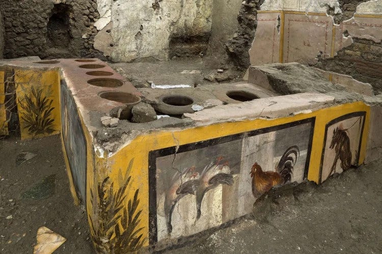 Dallo street food del termopolio dell'antica Pompei all'alta cucina dell'Italia di oggi: Paolo Gramaglia ci fa da guida