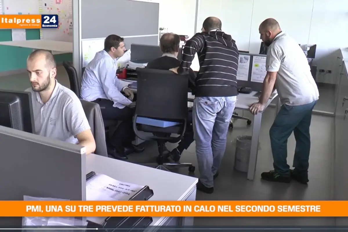 [TG Economia]: Pmi, una su tre prevede fatturato in calo nel secondo semestre