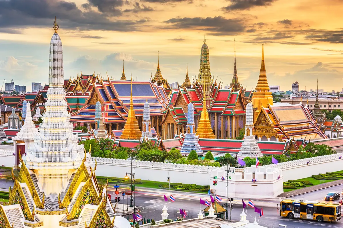 La Thailandia riduce a 7 giorni il periodo di quarantena per i turisti Viaggio in Thailandia: ridotta a 7 giorni la quarantena per i turisti