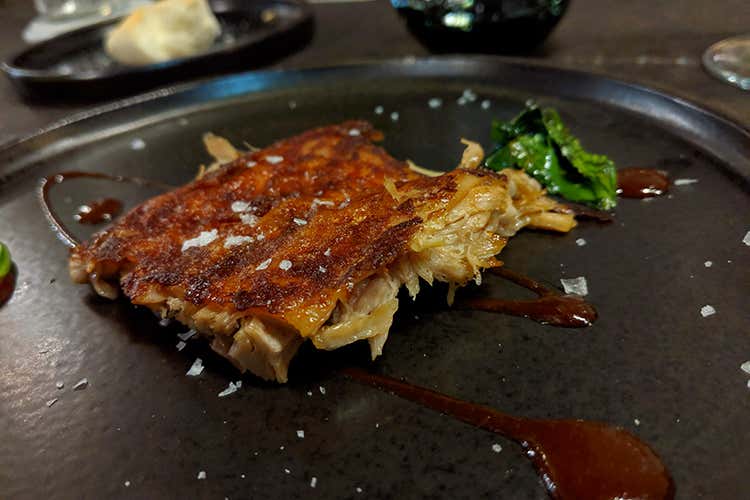 Maialino con bieta e salsa di fragole (The Manzoni, dietro la veste chic cucina di gusto con pochi fronzoli)