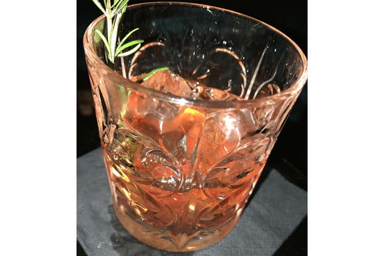 The Spirit tra magia e mistero A Milano il cocktail bar delle sorprese