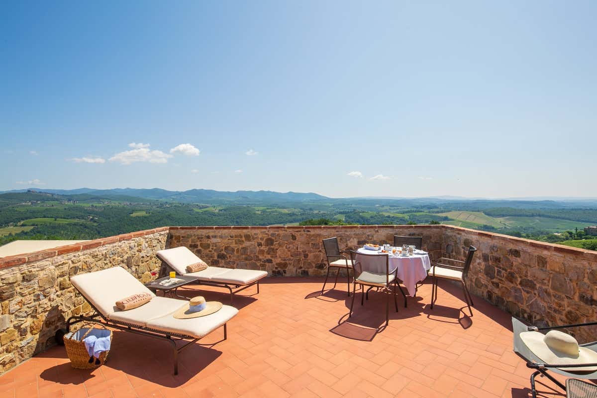 The Club House: ospitalità tra lusso e alta cucina nel Chianti Classico