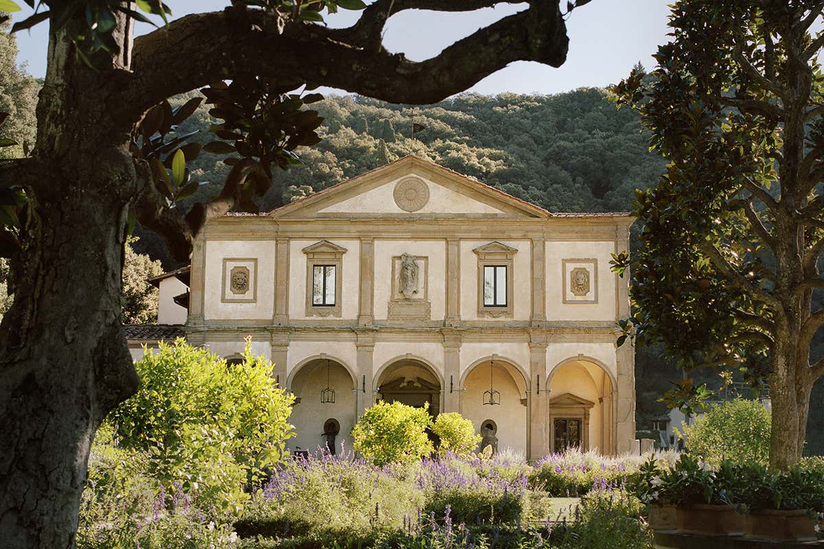 Rinasce l’ex monastero di Fiesole: nel 2026 Villa San Michele torna a splendere su Firenze Rinasce l’ex monastero di Fiesole: nel 2026 Villa San Michele torna a splendere su Firenze