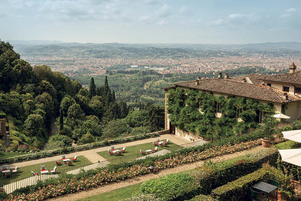 Rinasce l’ex monastero di Fiesole: nel 2026 Villa San Michele torna a splendere su Firenze Rinasce l’ex monastero di Fiesole: nel 2026 Villa San Michele torna a splendere su Firenze