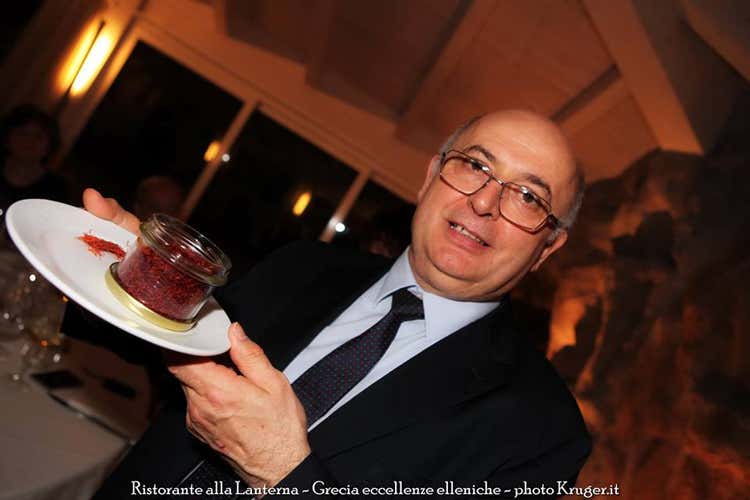 Flavio Bacagias - Theo Karathanasis prima nelle Marche Menu greco nella cucina di Elide Pastrani