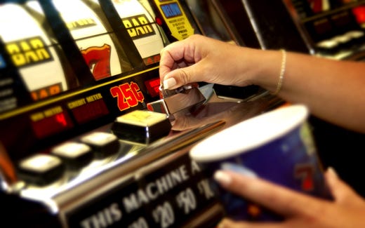Un bando per altre 22mila sale giochi 
L'ultimo “azzardo” del governo italiano