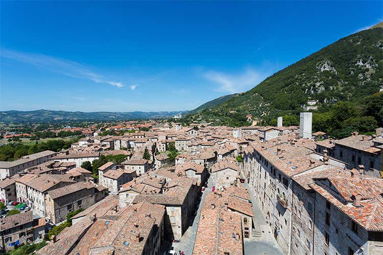 Federalberghi Umbria: no tax area e solidariet&agrave; per le zone colpite dal sisma