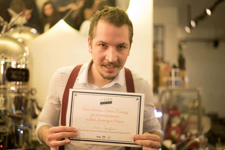 Lucio Serafino - Ti porta lontano Lucio Serafino trionfa nella finale bartendering Lucio Serafino - Ti porta lontano Lucio Serafino trionfa nella finale bartendering