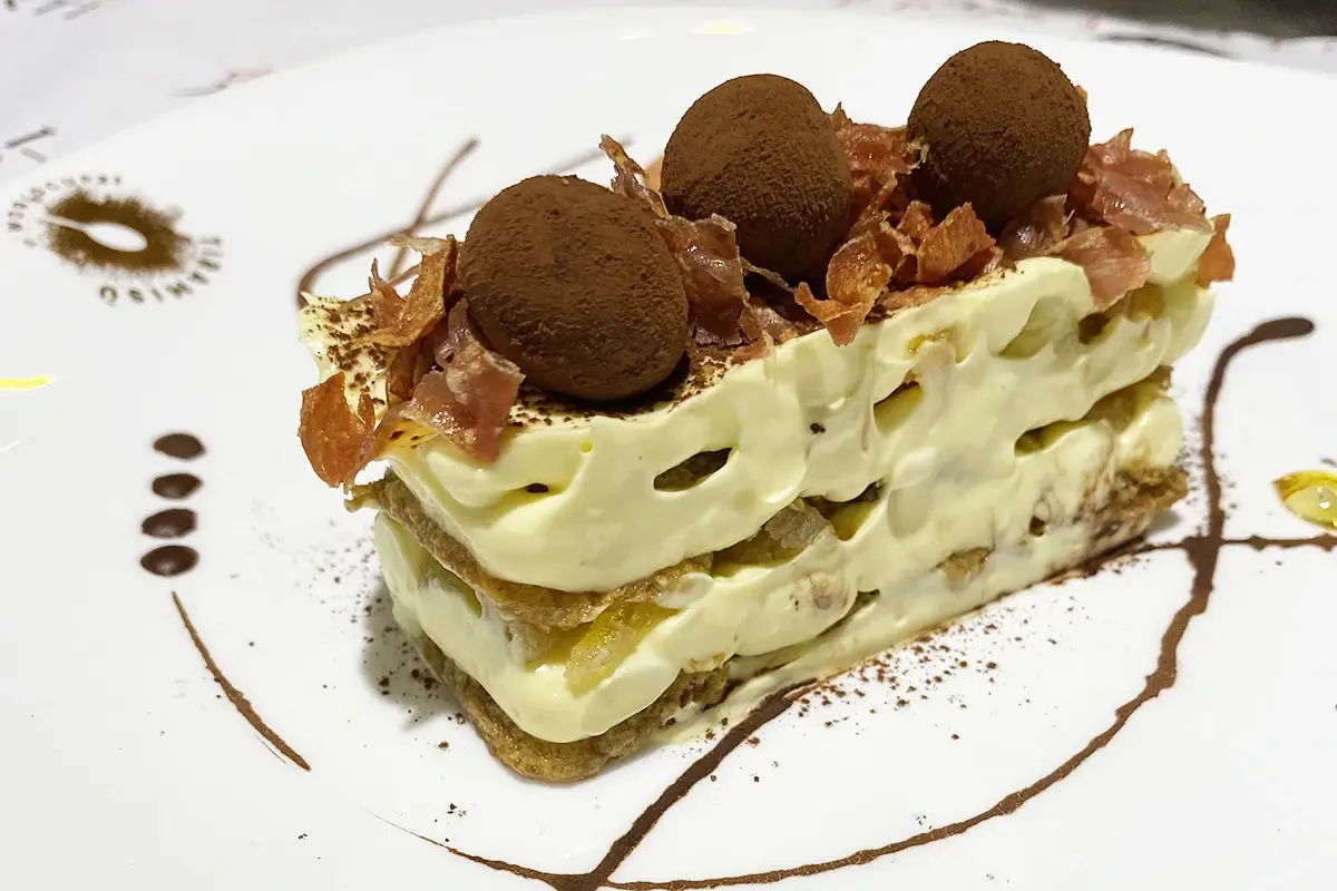 Il Tiramisù creativo al prosciutto&melone di Elena Bonali Tra i migliori tiramisù al mondo anche uno con prosciutto e melone