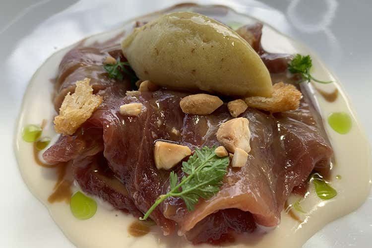 Tonno, mandorla siciliana, fichi fiorni Terrazza Gallia inaugura l&rsquo;estate Il menu dedicato dei fratelli Lebano