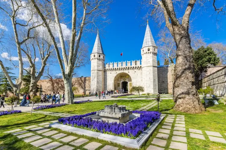 Palazzo Topkapi Viaggio tra i 10 palazzi pi&ugrave; lussuosi e belli del mondo