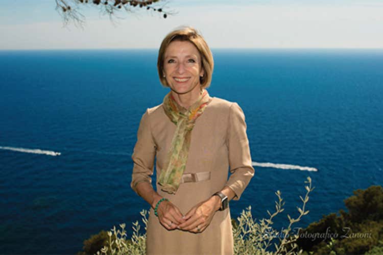 Stefania Marconi - Toscana, via al 90% dei negozi Bar e ristoranti, 1 su 4 non apre Stefania Marconi - Toscana, via al 90% dei negozi Bar e ristoranti, 1 su 4 non apre