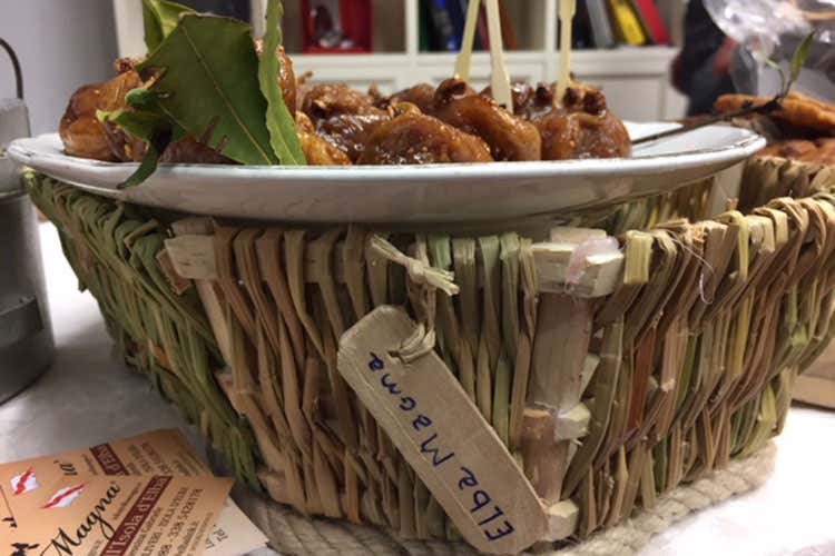 (Toscana, dall'arcipelago all'entroterra L'enogastronomia di qualità in viaggio) (Toscana, dall'arcipelago all'entroterra L'enogastronomia di qualità in viaggio)