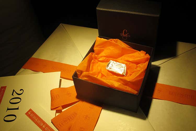 (Tourinot n. 10 di Guido Gobino Dieci anni di dolci creazioni)