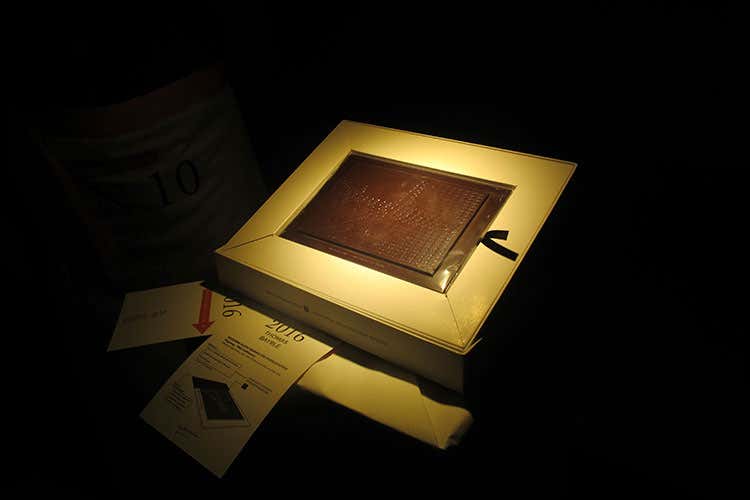 (Tourinot n. 10 di Guido Gobino Dieci anni di dolci creazioni)