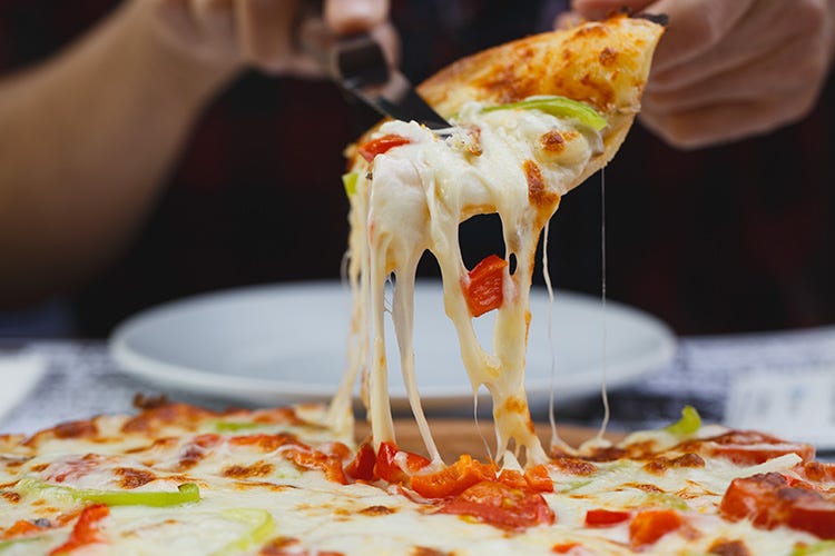 Trancio morbido e croccante Pizza in teglia: un classico che sa essere contemporaneo