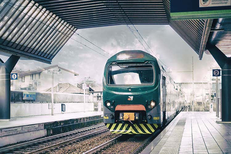 (Treni storici del Gusto Itinerari lenti per gustarsi la Sicilia) (Treni storici del Gusto Itinerari lenti per gustarsi la Sicilia)
