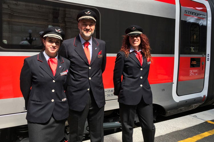 Trenitalia arriva il nuovo biglietto digitale per i treni regionali: le novità