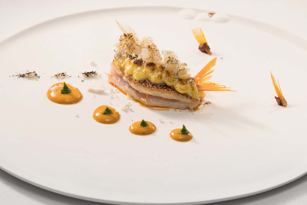 Triglia fritta, non fritta Torre del Saracino, baluardo della cucina campana