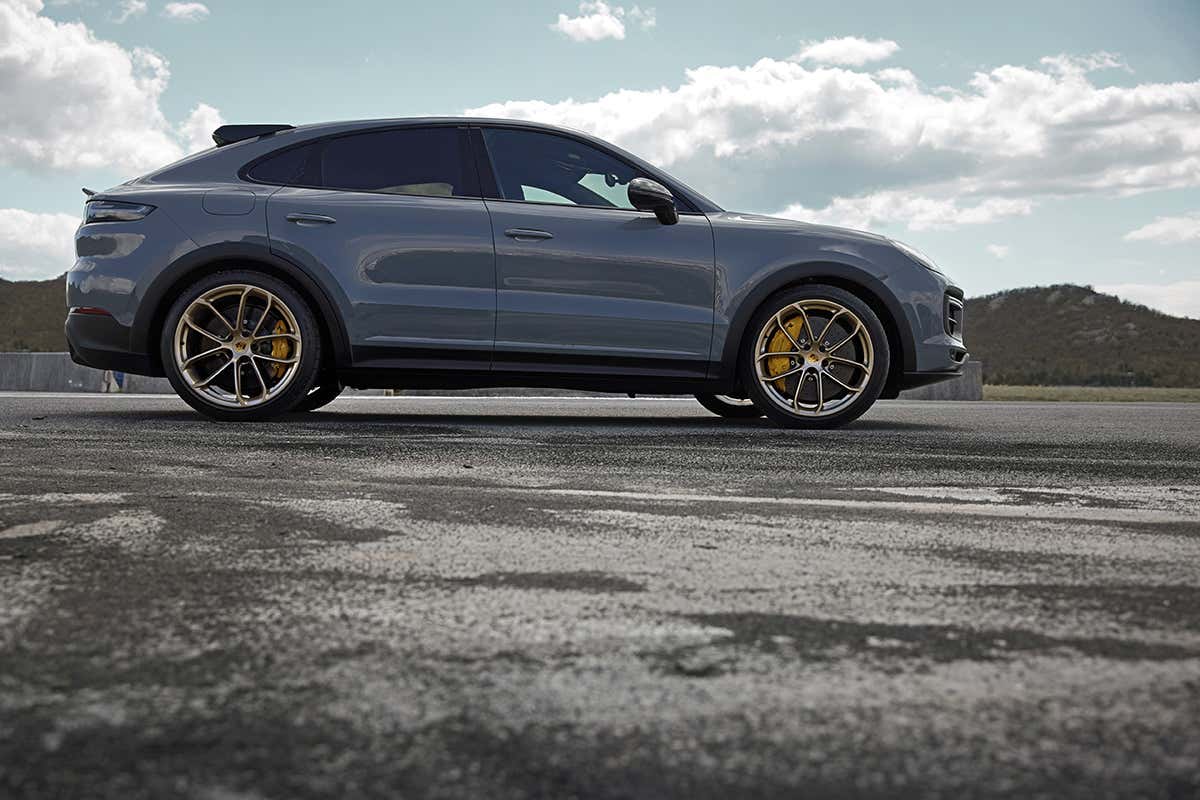 La nuova Porsche Cayenne Turbo GT Avventura sulle quattro ruote con il nuovo Cayenne Turbo GT