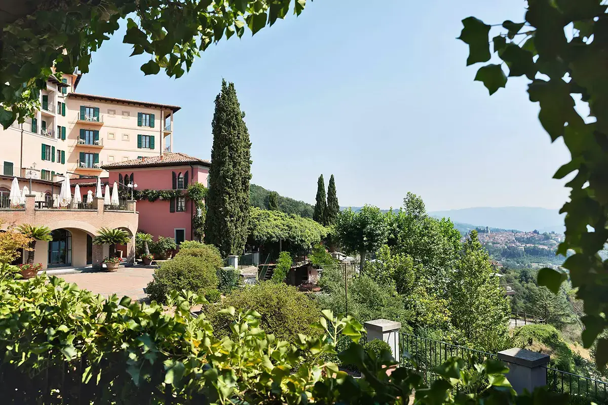 Tuscany Il Ciocco Resort &amp; Spa, uno dei pi&ugrave; romantici hotel della zona Alla scoperta della Garfagnana tra luoghi da favola, vini e formaggi