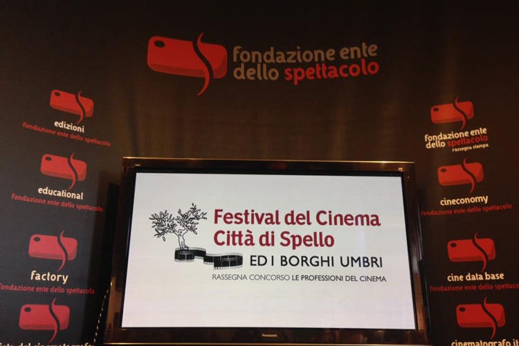 L'Umbria, i suoi splendidi borghi e il cibo  Il Festival del cinema di Spello si avvicina