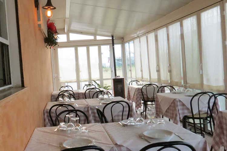 Il ristorante &egrave; un luogo ideale per una puntata gastronomica sulla riviera romagnola lontano dalla movida - Un Gambero Pazzo a Riccione La Romagna verace on the beach