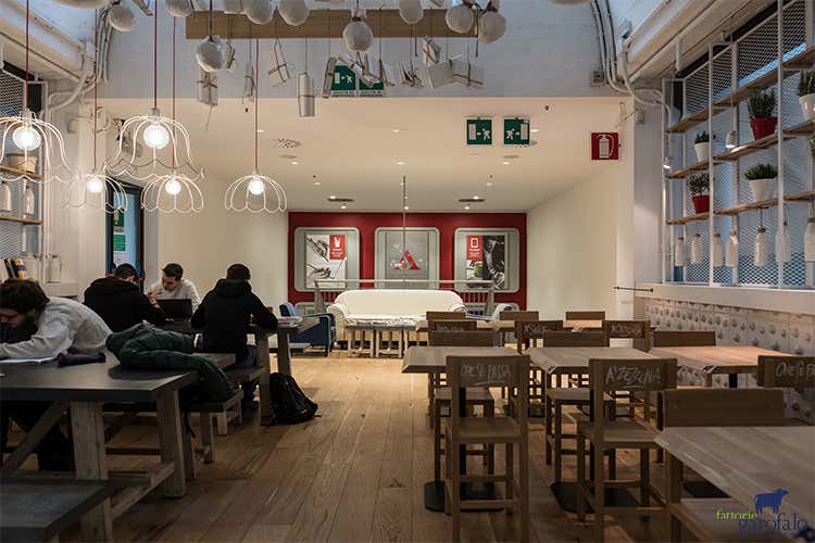 Un bistrot per Fattorie Garofalo  La Mozzarella di bufala sbarca a Milano