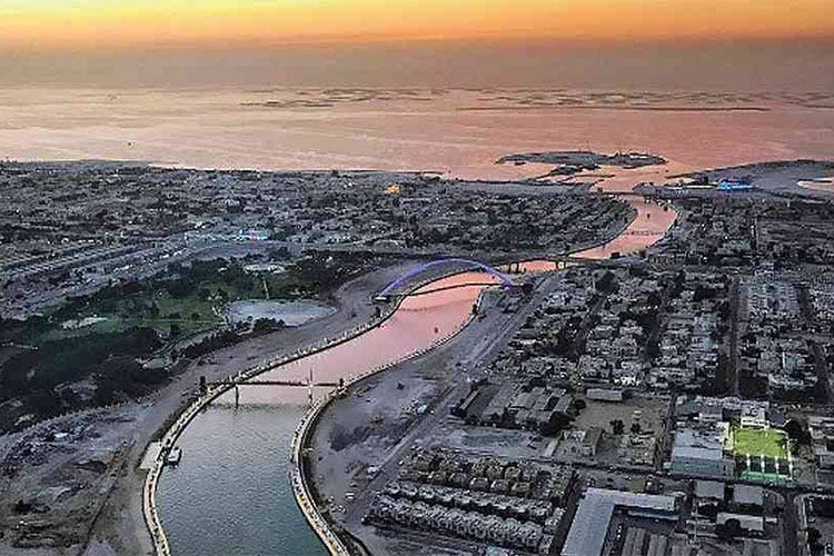 Un canale trasforma Dubai in un'isola Progetto realizzato in vista di Expo 2020