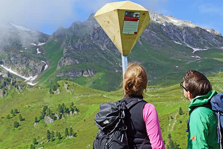 Una vacanza tra i cristalli tirolesi Escursioni e attività per grandi e piccoli Una vacanza tra i cristalli tirolesi Escursioni e attività per grandi e piccoli