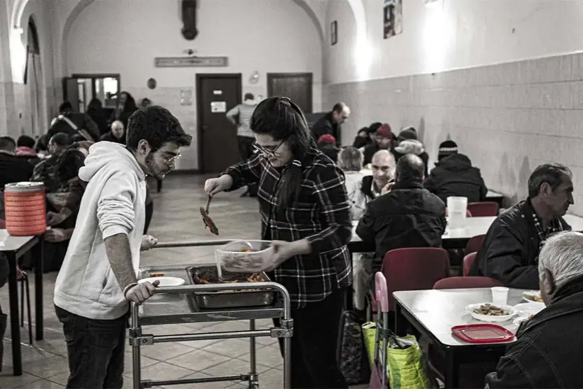 Acquistamdo un prodotto on line sul sito Ursini se ne regala uno alla Comunyit&agrave; Papa Giovanni XXIII L&rsquo;olio della solidariet&agrave; Il progetto Uno/Pari di Ursini
