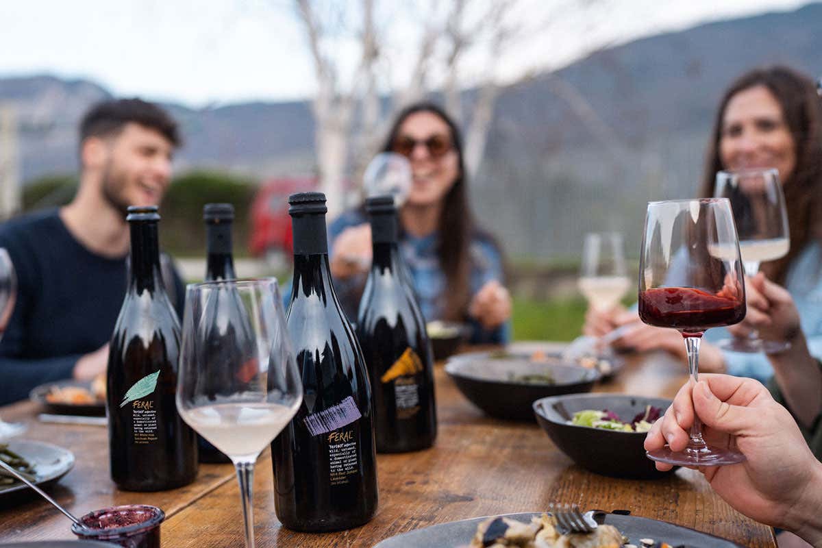 Feral: le bevande italiane che ricreano l’esperienza del vino, ma senza alcol