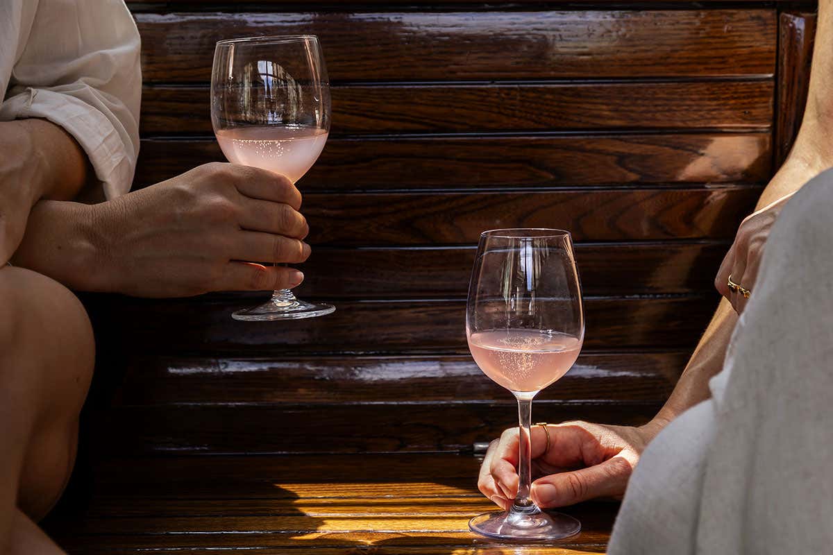 Feral: le bevande italiane che ricreano l’esperienza del vino, ma senza alcol