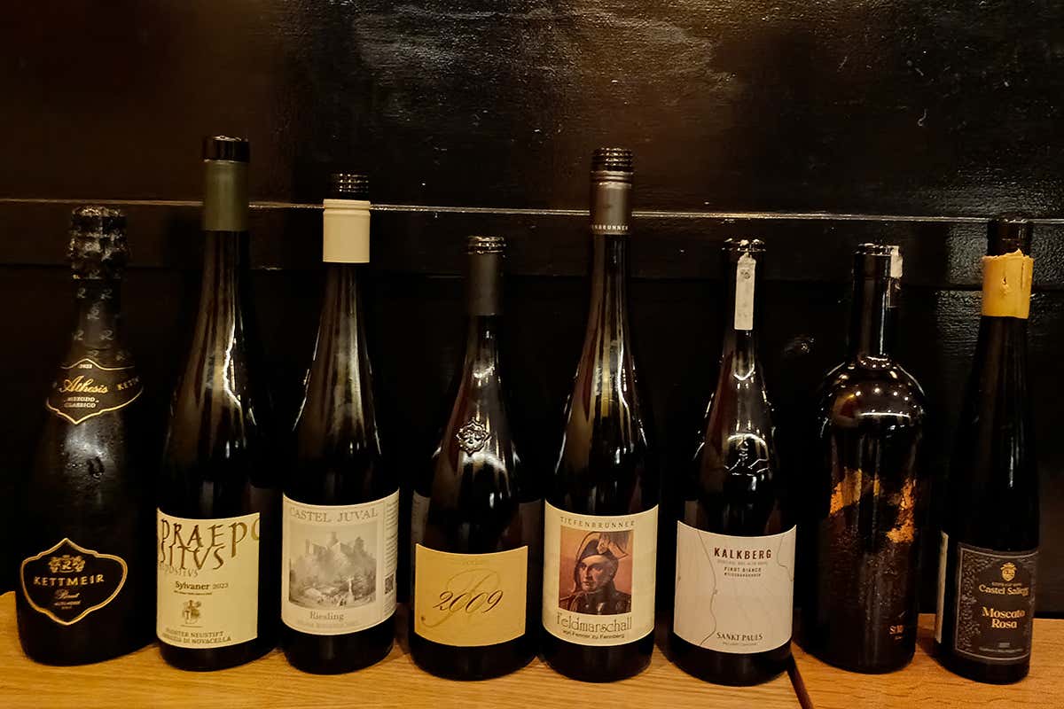 Dagli 800 metri al bicchiere: i vini d’alta quota dell’Alto Adige raccontati a Napoli Dagli 800 metri al bicchiere: i vini d’alta quota dell’Alto Adige raccontati a Napoli