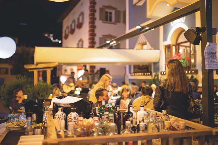 Terrazze e colonnati per gustare un'Italia d'atmosfera e di sostanza