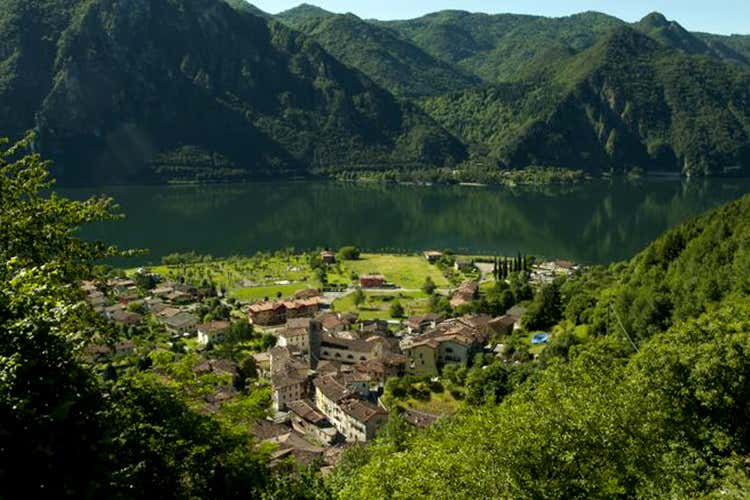 La Val Trompia - Comuni di montagna isolati già sold out per l'estate La Val Trompia - Comuni di montagna isolati già sold out per l'estate