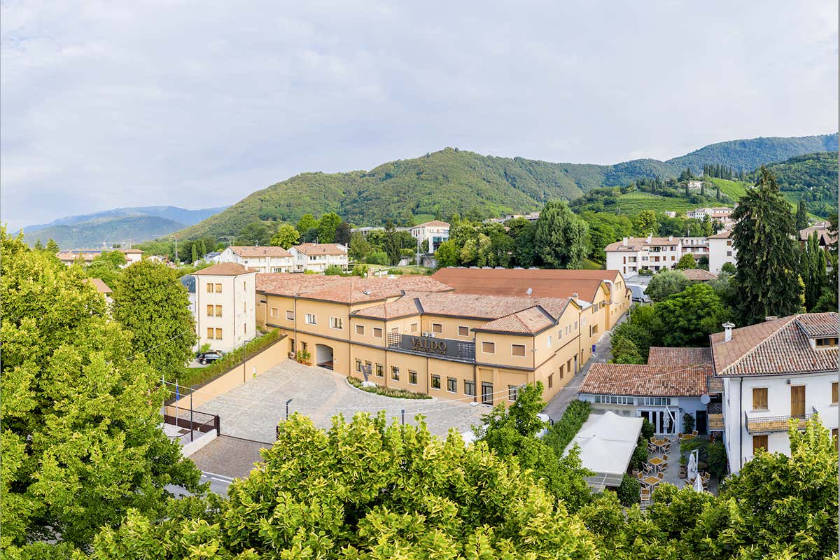 La cantina storica di Valdo Spumanti, punto di riferimento per la produzione di spumanti e per l’evoluzione del Prosecco nel tempo