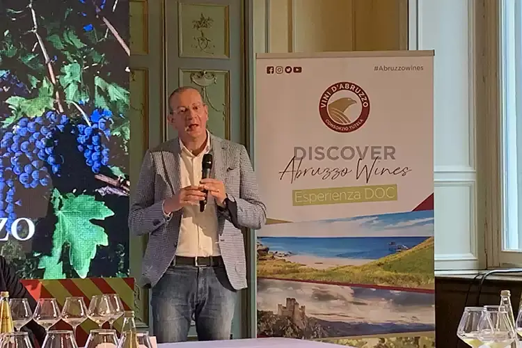 Valentino Di Campli Abruzzo Pecorino, bianco del futuro