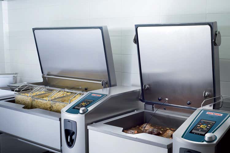 VarioCookingCenter di Rational Una soluzione per risparmiare in cucina -  Italia a Tavola