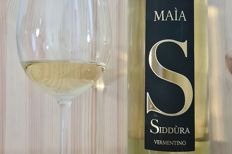 Ripartiamo dal vino Vermentino Maìa 2019 Siddura