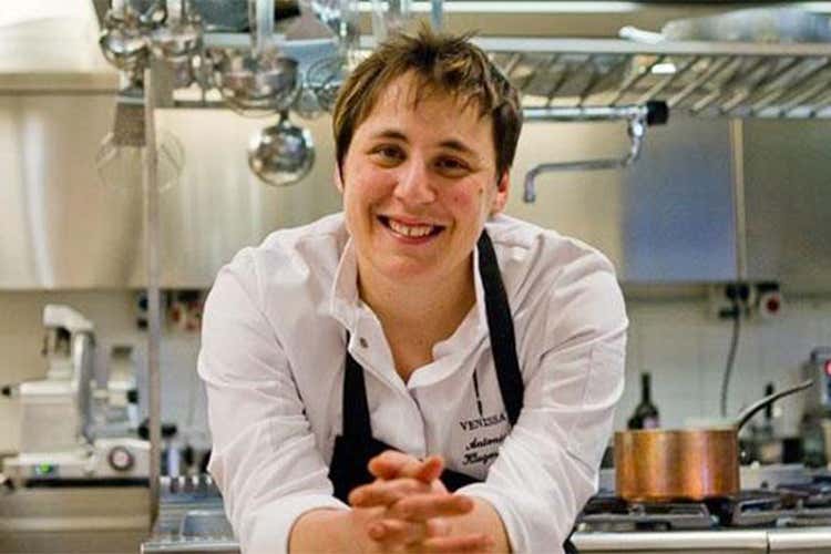 Veuve Clicquot e la guida de l’Espresso premiano Antonia Klugmann