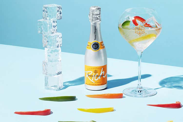 Il Piccolo Rich (Veuve Clicquot sceglie il Riccio Per degustare Il Piccolo Rich) Il Piccolo Rich (Veuve Clicquot sceglie il Riccio Per degustare Il Piccolo Rich)