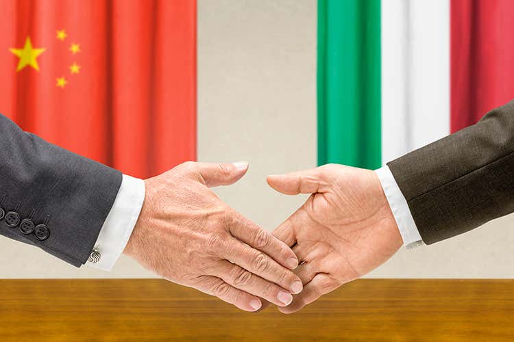 La Via della seta passa dall'agroalimentare (Via della seta e Dop italiane La politica aiuta l’agroalimentare) La Via della seta passa dall'agroalimentare (Via della seta e Dop italiane La politica aiuta l’agroalimentare)