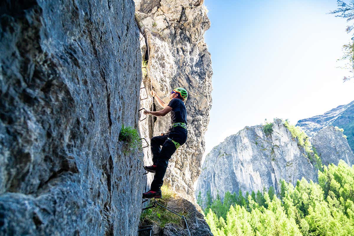 Via Ferrata Sass de Rocia. Foto: CTM Marmolada da scoprire tra borghi ''dog'', storia e sport in quota