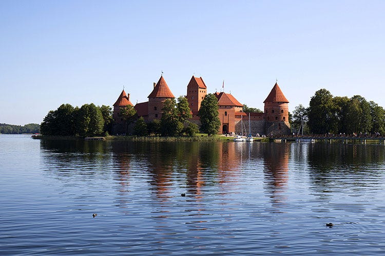 Castello di Trakai (Lituania) - Viaggiare con… la mente nei 20 castelli più belli d’Europa