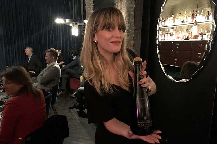 Cristina Mercuri (Viaggio nel mondo di Henri Giraud Lo Champagne affinato in anfora)