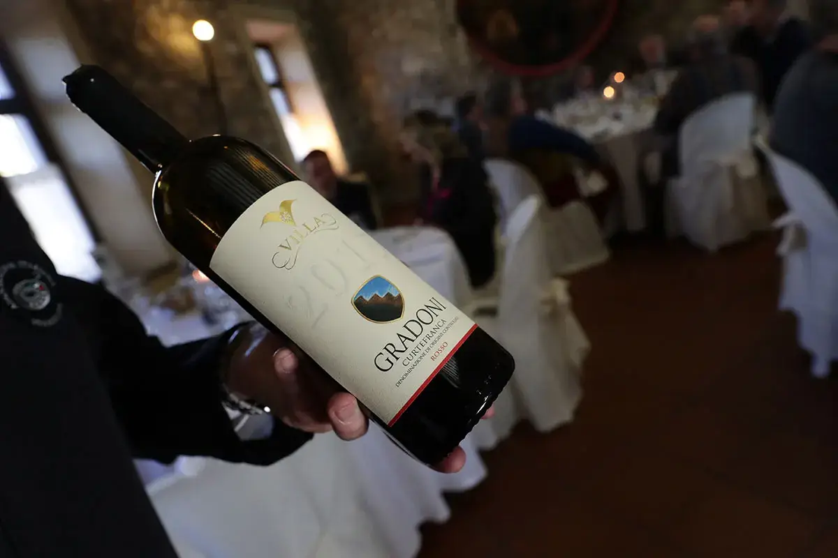 Curtefranca Doc Rosso - foto: Canio Romaniello