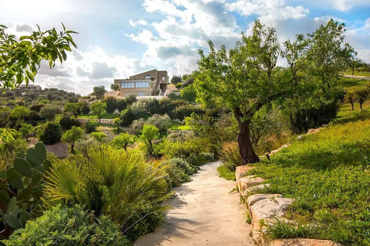 Country House Villadorata: un antico palmento di fine '800&nbsp; Relais di design o country house? La Pasqua firmata les Collectionneurs