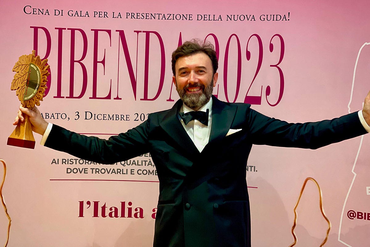 Vincenzo Mercurio in occasione della premiazione come miglior enologo d'Italia  Come suona il vino? Ce lo dice il miglior enologo d'Italia